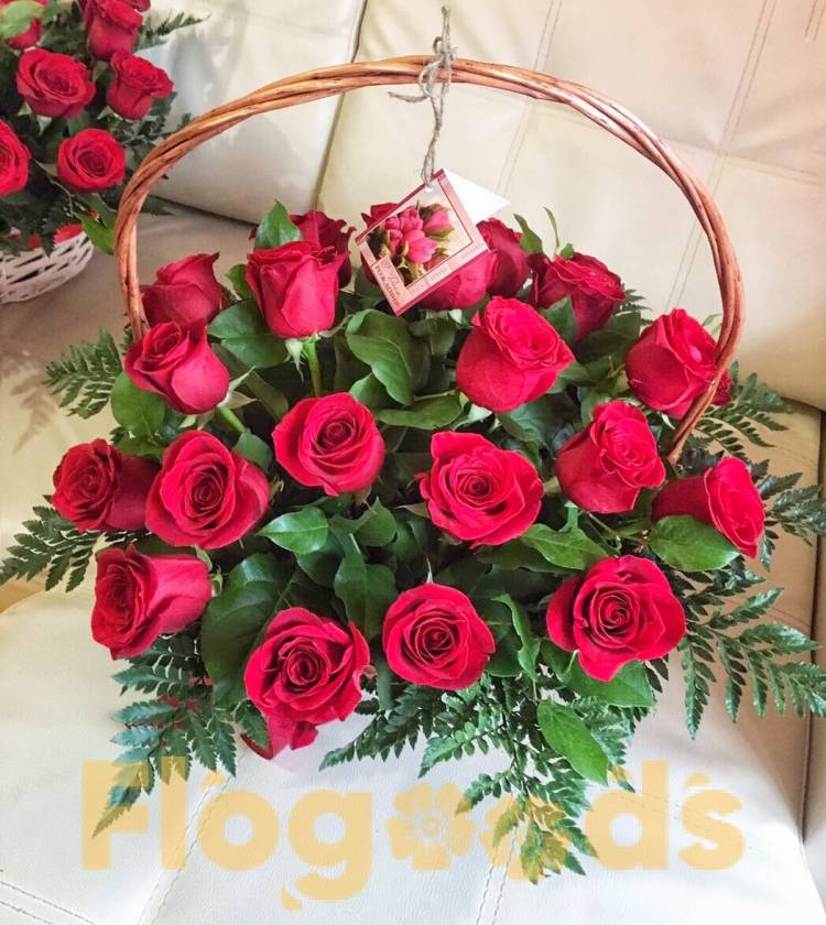 Корзина «Донна роза» за 12 500 руб.